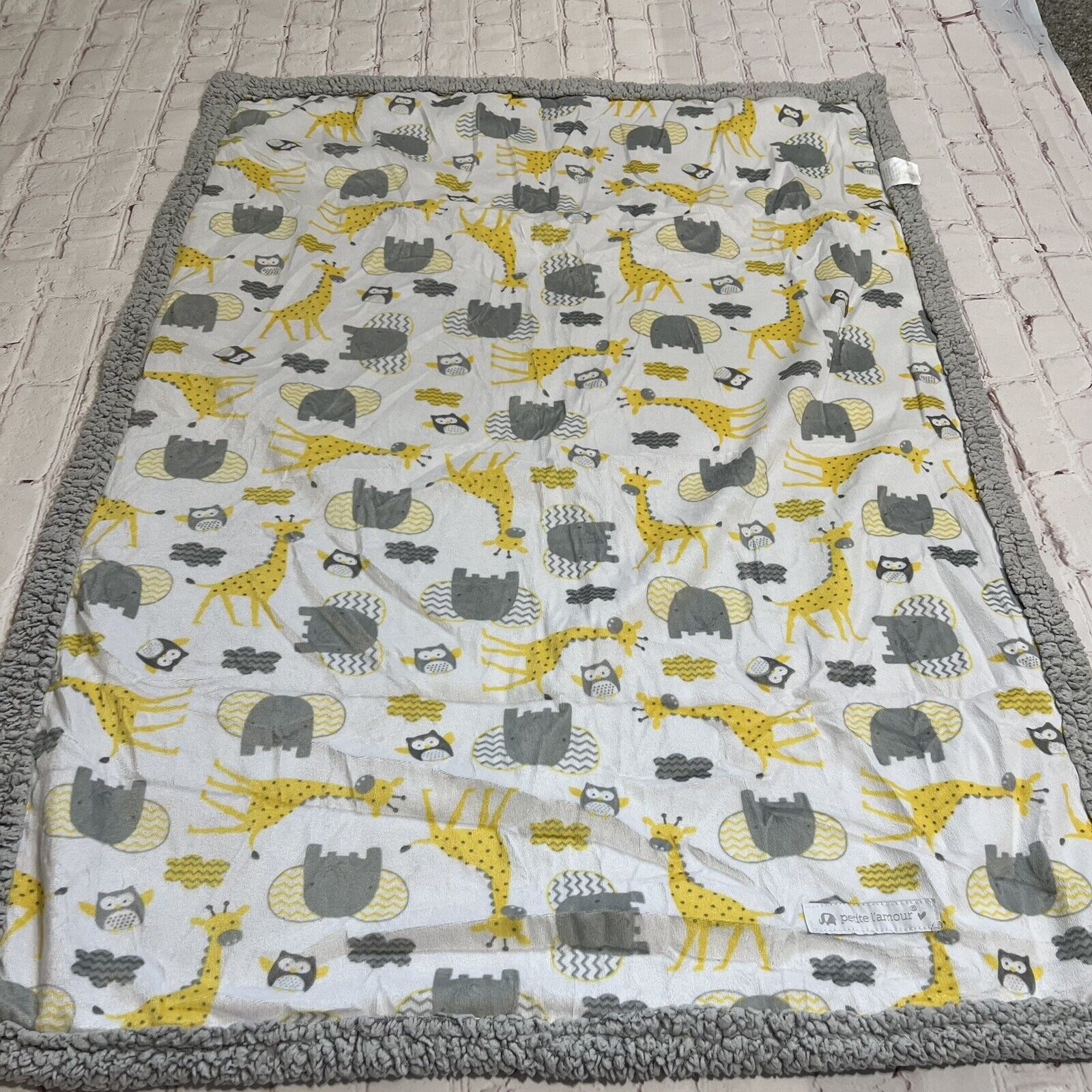 Petite L'amour Baby Blanket Lovey Sherpa Plush Blanket Yellow Giraffe Elephant
